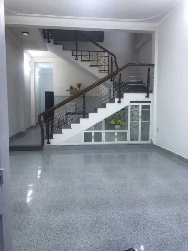 Cho thuê nhà mặt tiền Chợ Hòa Xuân Hoa Xuan, Da Nang – 4 phòng ngủ, giá 8.5 triệu Cho thuê nhà mặt tiền Chợ Hòa Xuân Hoa Xuan, Da Nang – 4 phòng ngủ, giá 8.5 triệu