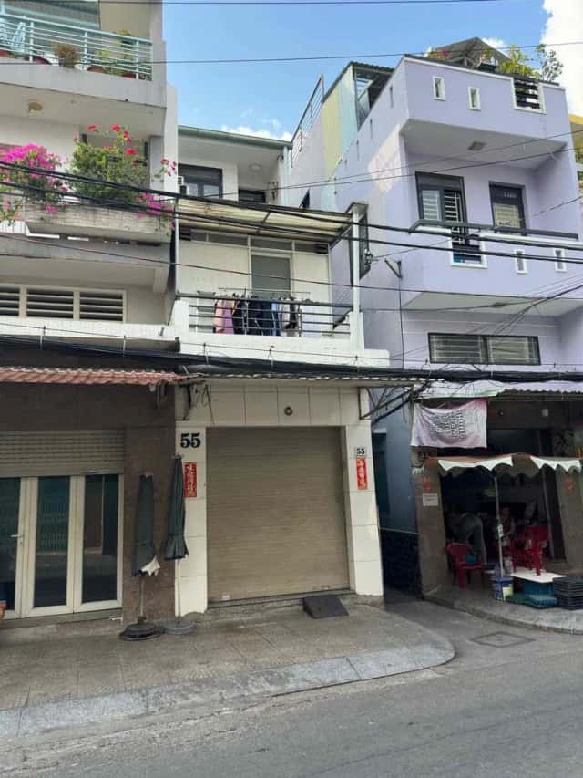 Bán nhà mặt tiền Nguyễn Đình Chiểu Quận Phú Nhuận, TP.HCM – 2 phòng ngủ, giá 9.5 tỷ Bán nhà mặt tiền Nguyễn Đình Chiểu Quận Phú Nhuận, TP.HCM – 2 phòng ngủ, giá 9.5 tỷ
