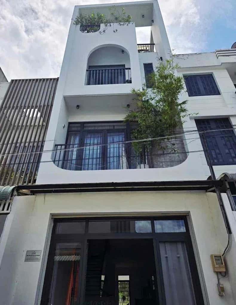 Cho thuê nhà hẻm Đường Số 898 Quận 9 cũ, TP.HCM – 4 phòng ngủ, giá 14 triệu