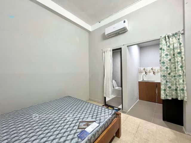 Cho thuê phòng trọ Đường Nguyễn Chí Thanh Quận 11, TP.HCM – 1 phòng ngủ, giá 4.5 triệu Cho thuê phòng trọ Đường Nguyễn Chí Thanh Quận 11, TP.HCM – 1 phòng ngủ, giá 4.5 triệu