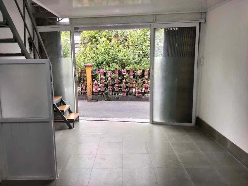 Cho thuê nhà mặt tiền Mai Văn Ngọc Quận Phú Nhuận, TP.HCM – 2 phòng ngủ, giá 7.5 triệu