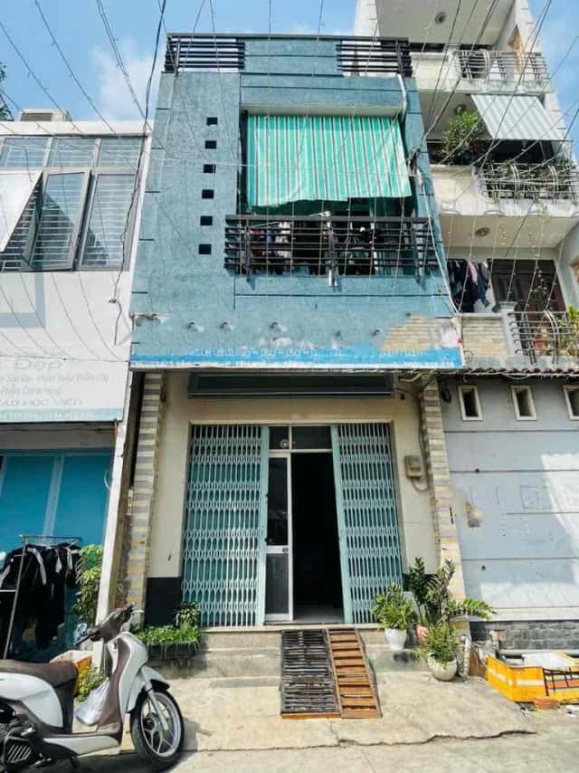 Cho thuê nhà hẻm Tân Hương Quận Tân Phú, TP.HCM – 3 phòng ngủ, giá 10.5 triệu