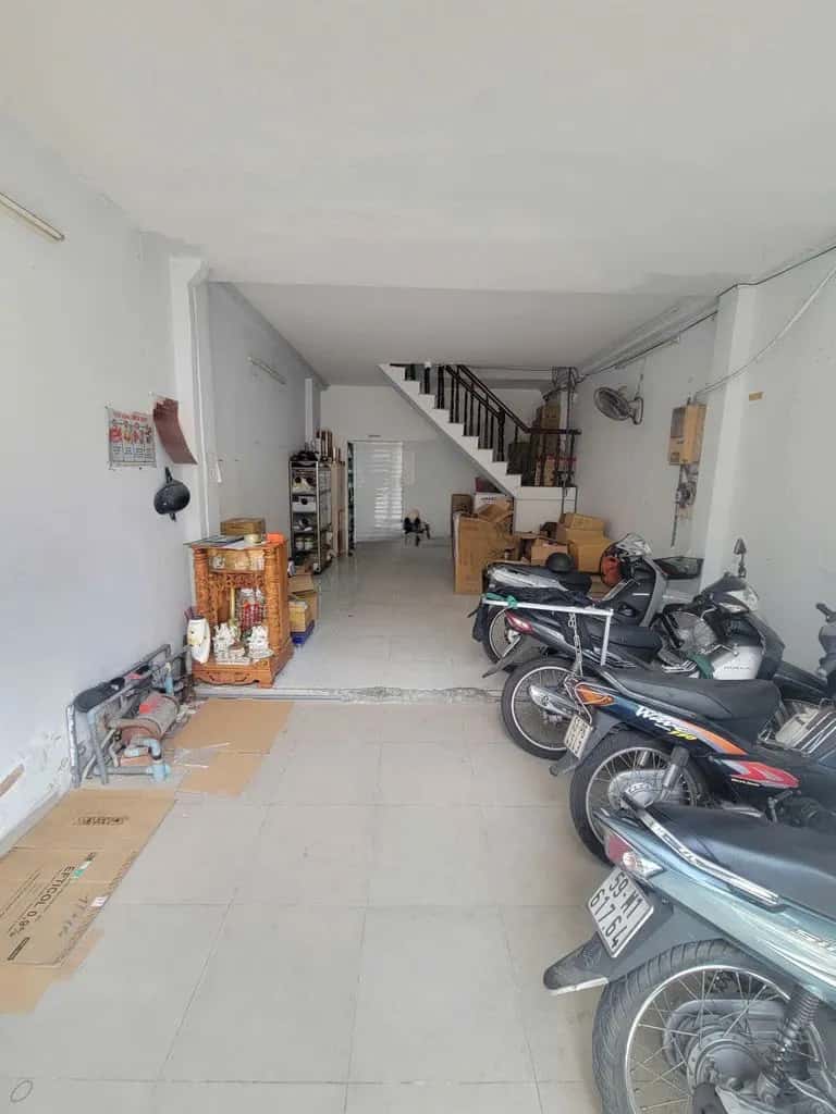Cho thuê nhà mặt tiền Cao Van Ngoc Tân Phú, Ho Chi Minh – 2 phòng ngủ, giá 12 triệu
