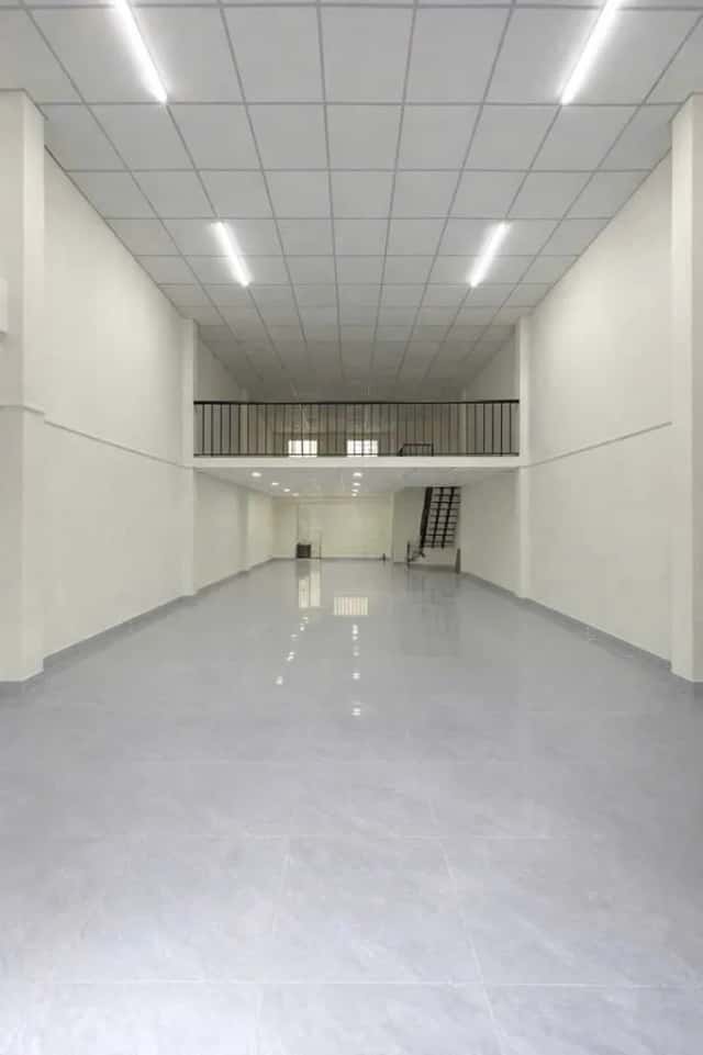Cho thuê nhà mặt tiền Lạc Long Quân Quận Tân Bình, TP.HCM – giá 20 triệu Cho thuê nhà mặt tiền Lạc Long Quân Quận Tân Bình, TP.HCM – giá 20 triệu