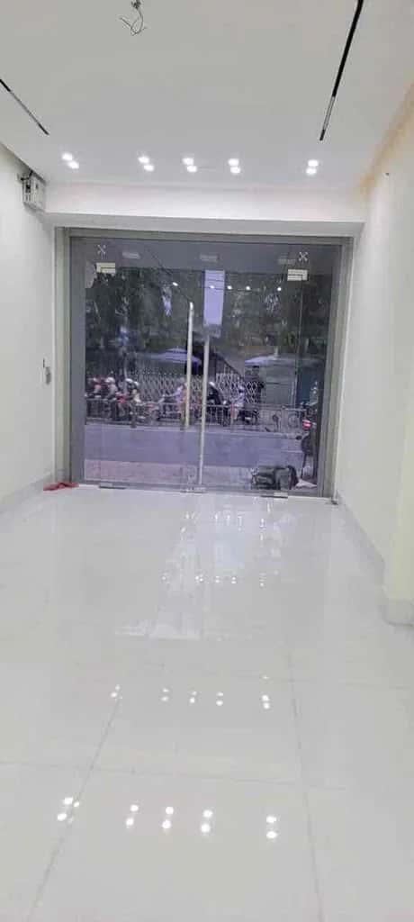 Cho thuê nhà mặt tiền Đường Trường Chinh Tân Bình, TP.HCM – 6 phòng ngủ, giá 35 triệu