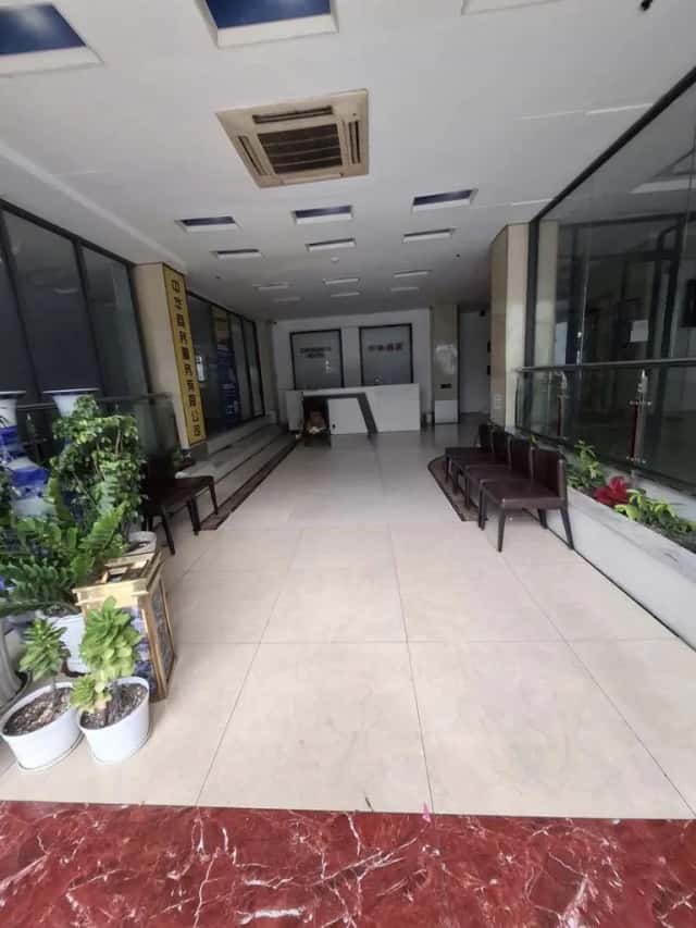 Cho thuê văn phòng Quận Bình Tân, Ho Chi Minh – 33 phòng ngủ, giá 170 triệu