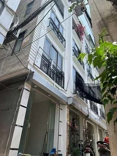 Cho thuê nhà hẻm Long Biên, Hà Nội – 3 phòng ngủ, giá 7 triệu