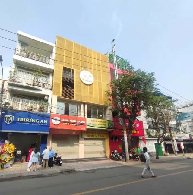 Cho thuê nhà mặt tiền Đường Đồng Đen Quận Tân Bình, TP.HCM – giá 60 triệu