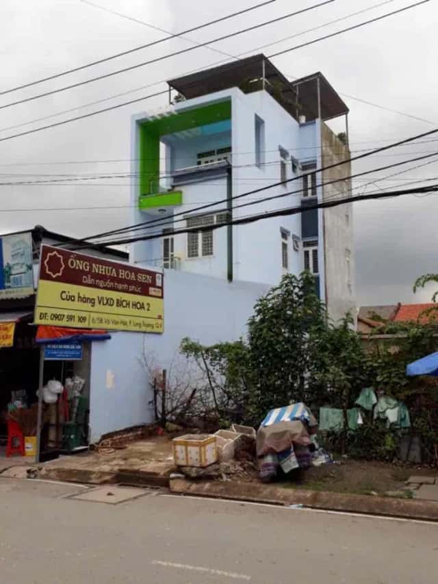 Cho thuê nhà mặt tiền Võ Văn Hát Quận 9 cũ, Ho Chi Minh – 4 phòng ngủ, giá 25 triệu Cho thuê nhà mặt tiền Võ Văn Hát Quận 9 cũ, Ho Chi Minh – 4 phòng ngủ, giá 25 triệu
