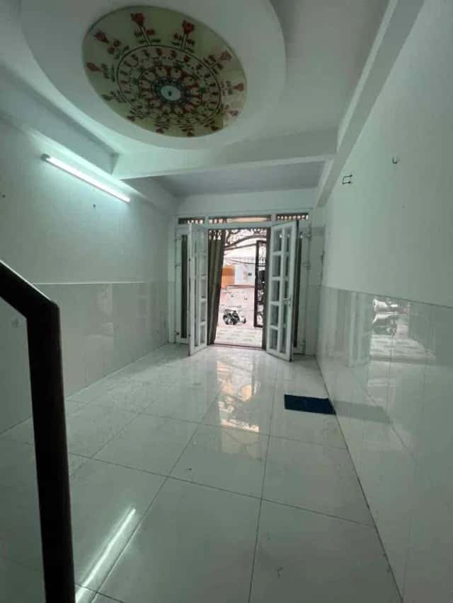 Cho thuê phòng trọ Cách Mạng Tháng Tám Quận 10, TP.HCM – 2 phòng ngủ, giá 3.5 triệu Cho thuê phòng trọ Cách Mạng Tháng Tám Quận 10, TP.HCM – 2 phòng ngủ, giá 3.5 triệu