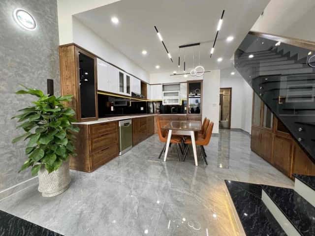 Cho thuê nhà mặt tiền Hoàng Hiệp Hòa Xuân, Đà Nẵng – 4 phòng ngủ, giá 28 triệu Cho thuê nhà mặt tiền Hoàng Hiệp Hòa Xuân, Đà Nẵng – 4 phòng ngủ, giá 28 triệu