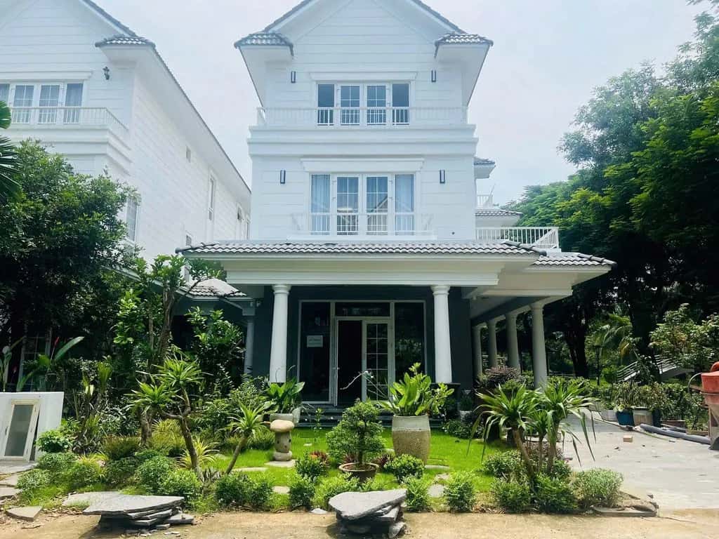 Cho thuê nhà hẻm Bưng Ông Thoàn Quận 9 cũ, TP.HCM – 5 phòng ngủ, giá 50 triệu