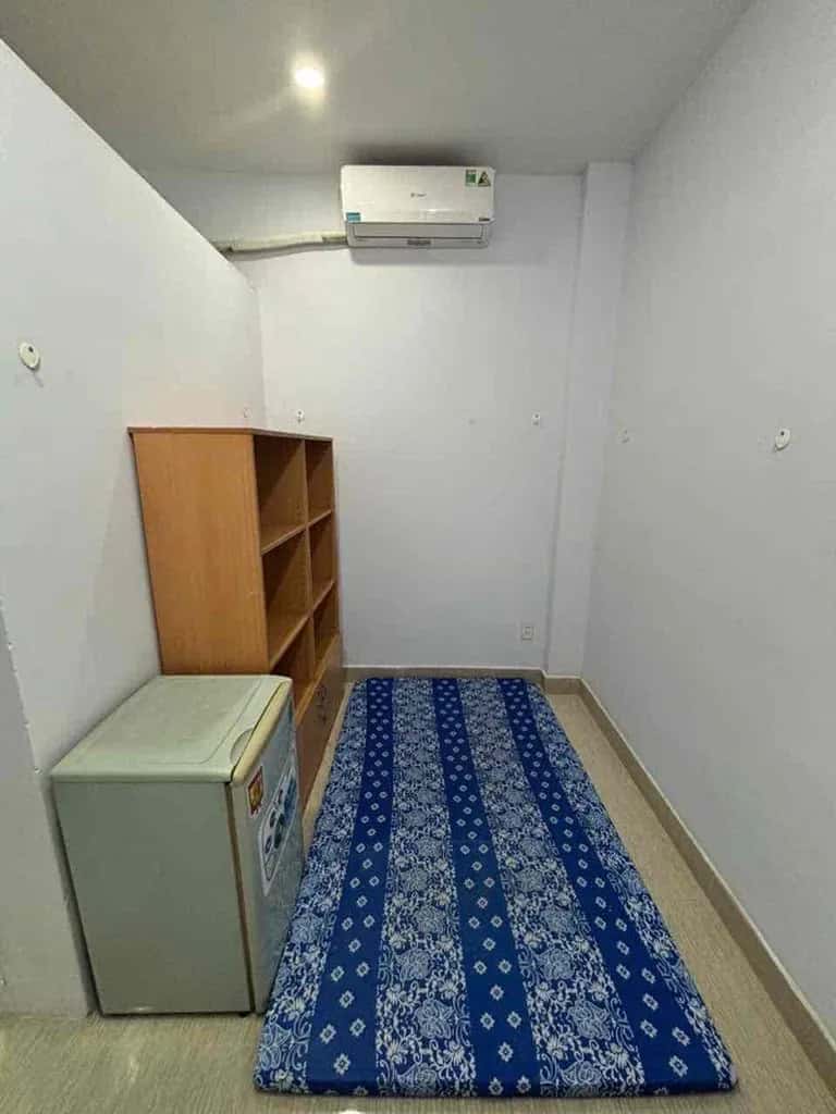 Cho thuê phòng trọ Đường Khánh Hội Quận 4, TP.HCM – 1 phòng ngủ, giá 2.5 triệu