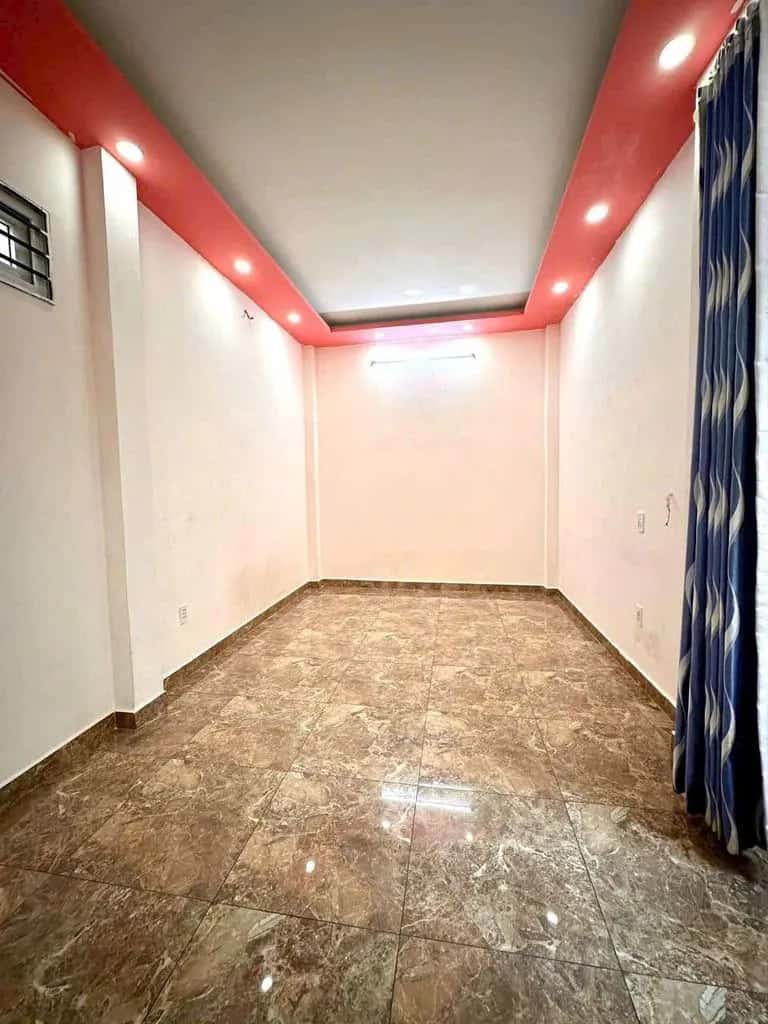 Cho thuê nhà hẻm Hẻm 116 Quận 1, TP.HCM – 2 phòng ngủ, giá 15 triệu