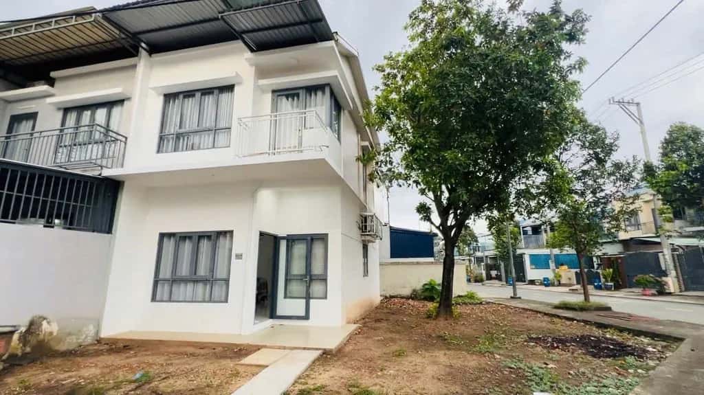Cho thuê nhà hẻm Thị xã Bến Cát, Ho Chi Minh – 2 phòng ngủ, giá 8 triệu
