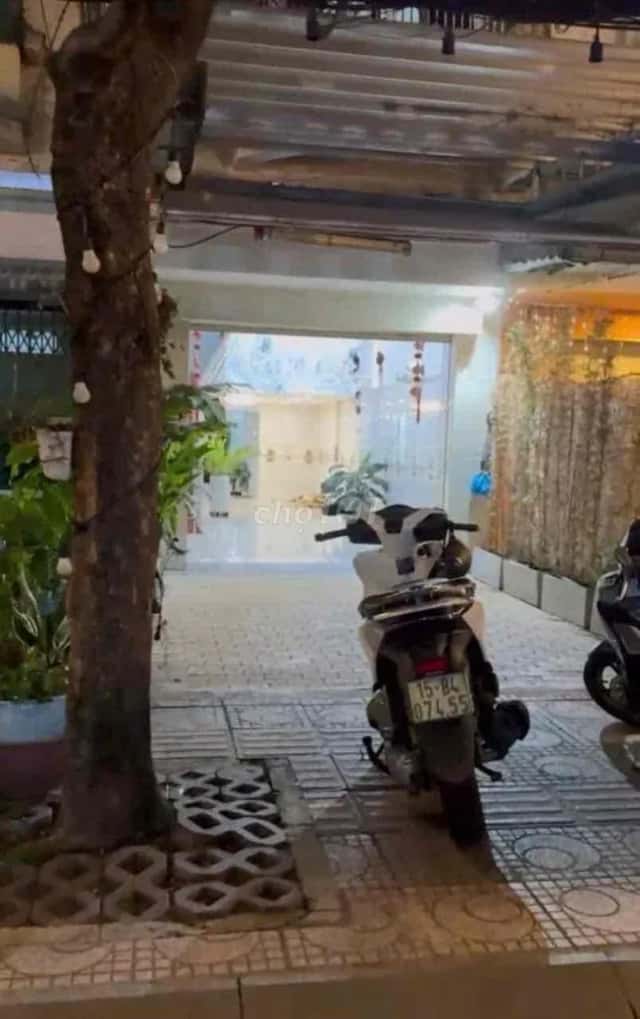 Cho thuê nhà mặt tiền Nguyễn Giàn Thanh Quận 10, TP.HCM – 2 phòng ngủ, giá 22 triệu