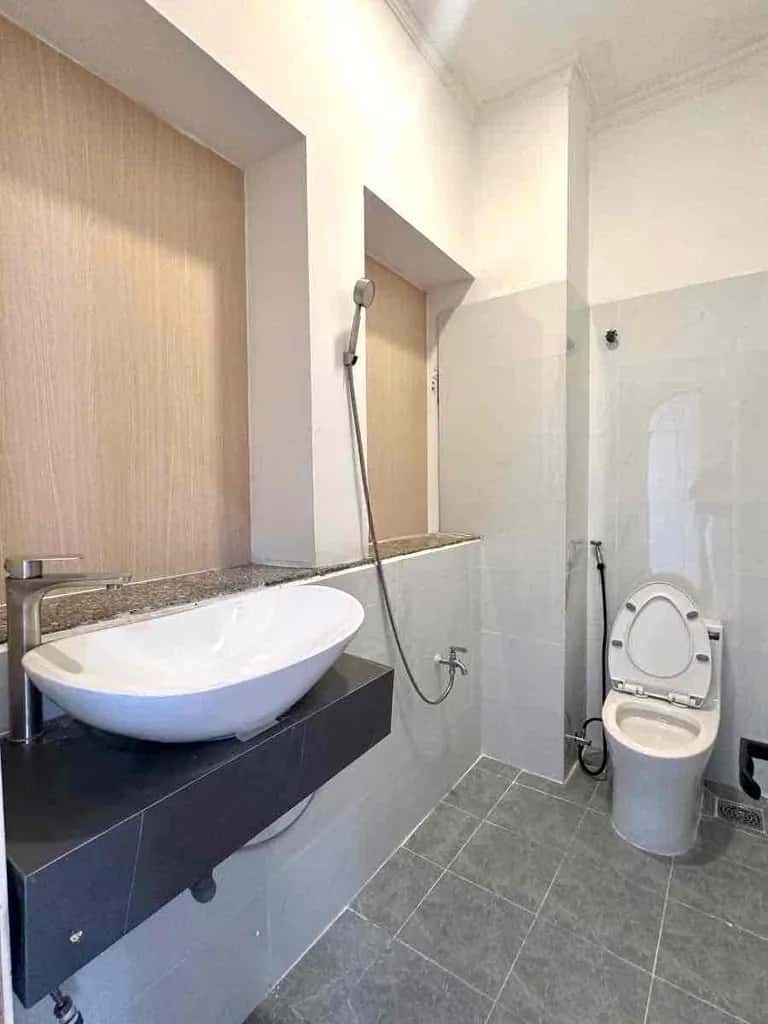 Cho thuê phòng trọ Đường Nguyễn Tất Thành Quận 4, TP.HCM – 1 phòng ngủ, giá 6.5 triệu