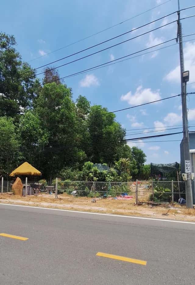 Cho thuê đất Hùng Vương Huyện Nhơn Trạch, Dong Nai City – giá 6 triệu Cho thuê đất Hùng Vương Huyện Nhơn Trạch, Dong Nai City – giá 6 triệu