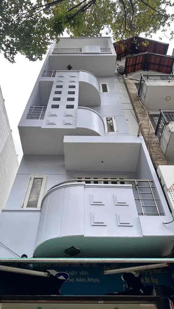 Cho thuê nhà mặt tiền Đường Nguyễn Duy Dương Quận 5, TP.HCM – 4 phòng ngủ, giá 25 triệu