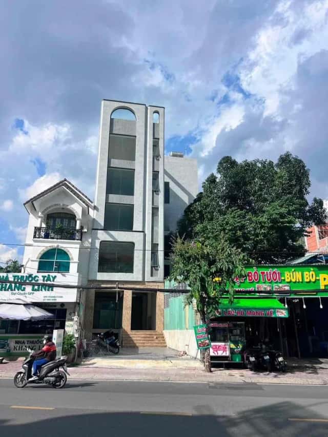 Cho thuê nhà mặt tiền Đường Hoàng Diệu 2 Thủ Đức, TP.HCM – 5 phòng ngủ, giá 210 triệu Cho thuê nhà mặt tiền Đường Hoàng Diệu 2 Thủ Đức, TP.HCM – 5 phòng ngủ, giá 210 triệu