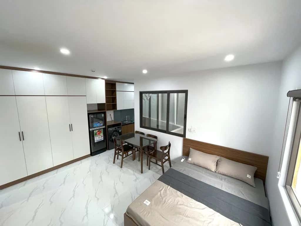 Cho thuê căn hộ dịch vụ Ngách 43 Yên Hòa, Hà Nội – 1 phòng ngủ, giá 6.4 triệu