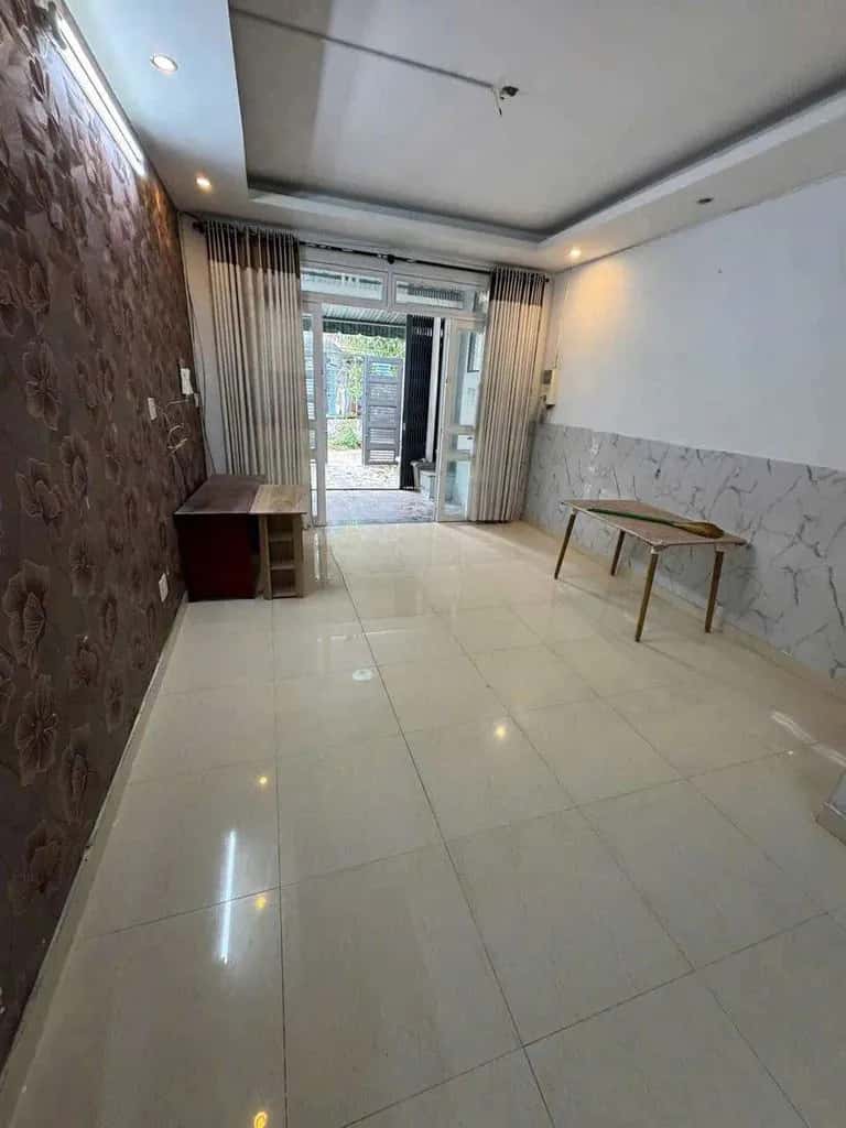 Cho thuê nhà hẻm Đường Nguyễn Kiệm Quận Phú Nhuận, TP.HCM – 2 phòng ngủ, giá 10 triệu