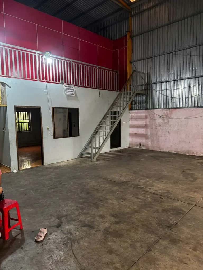 Cho thuê kho, nhà xưởng Hương lộ 2 Huyện Củ Chi, TP.HCM – 3 phòng ngủ, giá 15 triệu