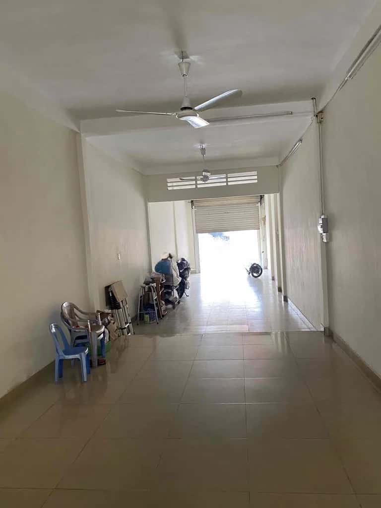 Cho thuê nhà mặt tiền Đường Kha Vạn Cân Thủ Đức, TP.HCM – 5 phòng ngủ, giá 30 triệu
