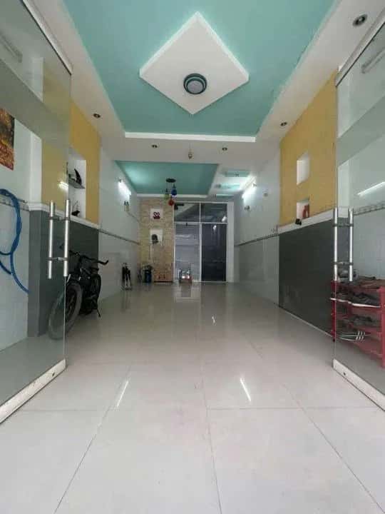 Cho thuê nhà hẻm Đường Hậu Giang Quận 6, TP.HCM – 4 phòng ngủ, giá 19 triệu