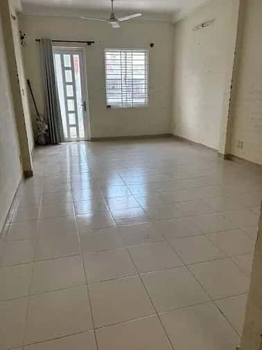 Cho thuê nhà mặt tiền Lạc Long Quân Quận Tân Bình, TP.HCM – giá 40 triệu