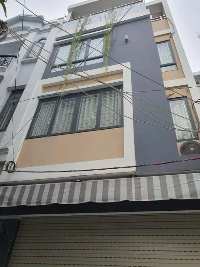 Cho thuê nhà hẻm Trần Quang Diệu Quận 3, TP.HCM – 6 phòng ngủ, giá 33 triệu