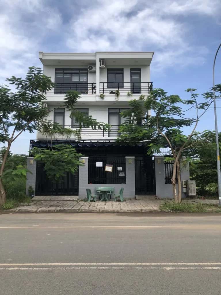 Cho thuê BĐS khác Đường Lê Văn Thịnh Quận 2 cũ, TP.HCM – 1 phòng ngủ, giá 3 triệu