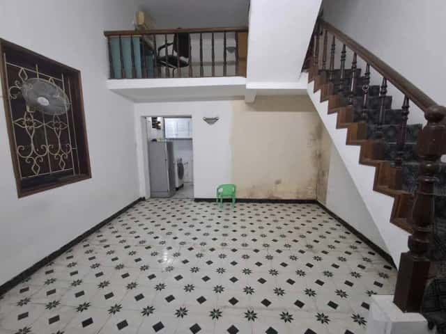 Cho thuê nhà hẻm Tây Hồ, Hà Nội – 2 phòng ngủ, giá 5.5 triệu