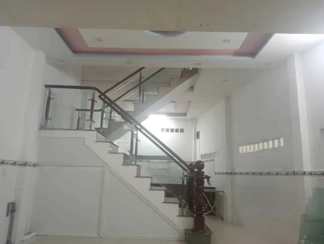 Cho thuê nhà mặt tiền Đường 21 Thành phố Hồ Chí Minh, TP.HCM – 4 phòng ngủ, giá 12 triệu