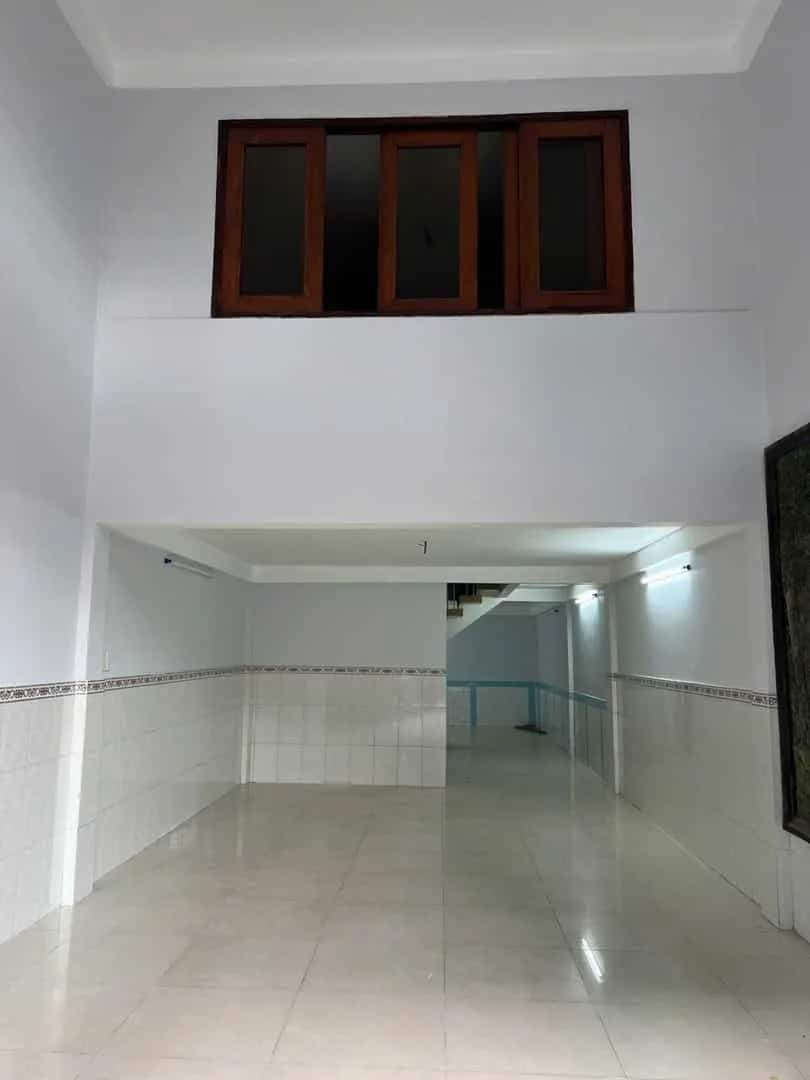 Cho thuê nhà mặt tiền Đường Phạm Phú Thứ Thành phố Hồ Chí Minh, TP.HCM – 6 phòng ngủ, giá 30 triệu