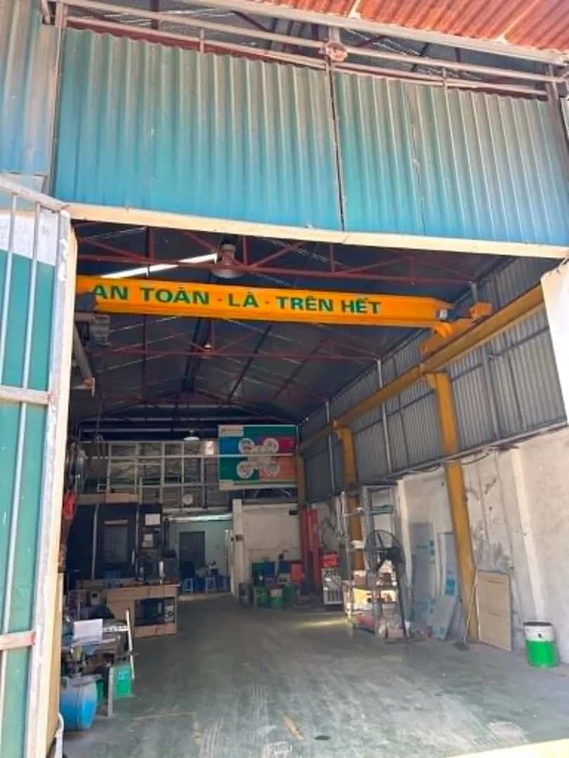 Cho thuê kho, nhà xưởng Cự Khối Long Biên, Hà Nội – giá 20 triệu
