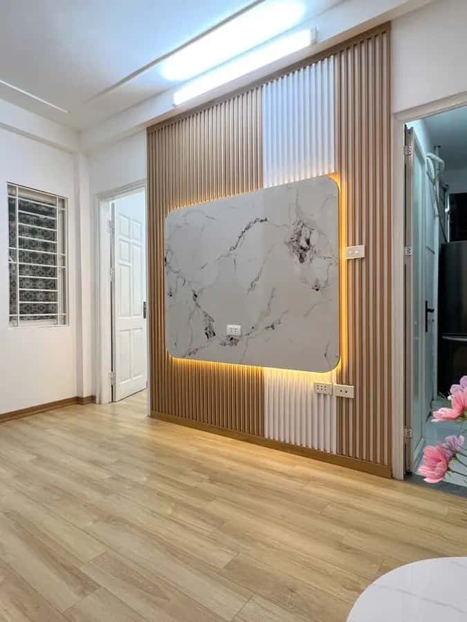 Cho thuê căn hộ chung cư Đường Hồ Tùng Mậu Phú Diễn, Hà Nội – 2 phòng ngủ, giá 2 tỷ