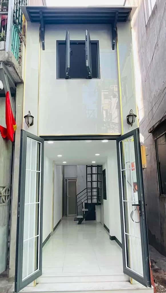 Cho thuê nhà hẻm Đường Trần Văn Đang Quận 3, TP.HCM – 2 phòng ngủ, giá 8 triệu