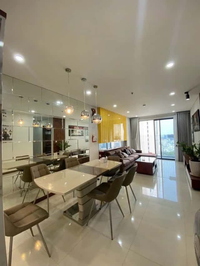 Bán căn hộ chung cư Đường 3 Tháng 2 Quận 10, TP.HCM – 3 phòng ngủ, giá 12 tỷ