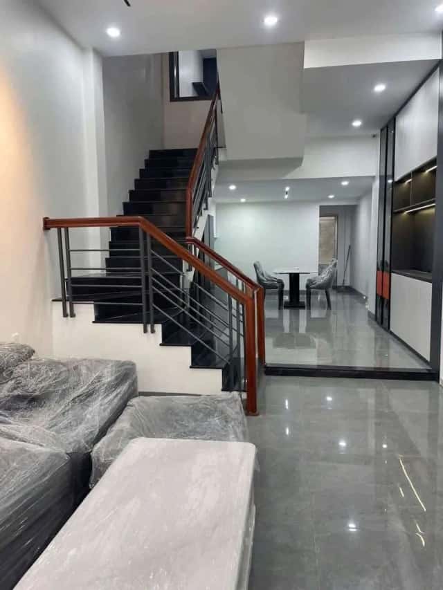 Cho thuê nhà mặt tiền Hóa Sơn Hải Châu, Đà Nẵng – 3 phòng ngủ, giá 25 triệu Cho thuê nhà mặt tiền Hóa Sơn Hải Châu, Đà Nẵng – 3 phòng ngủ, giá 25 triệu