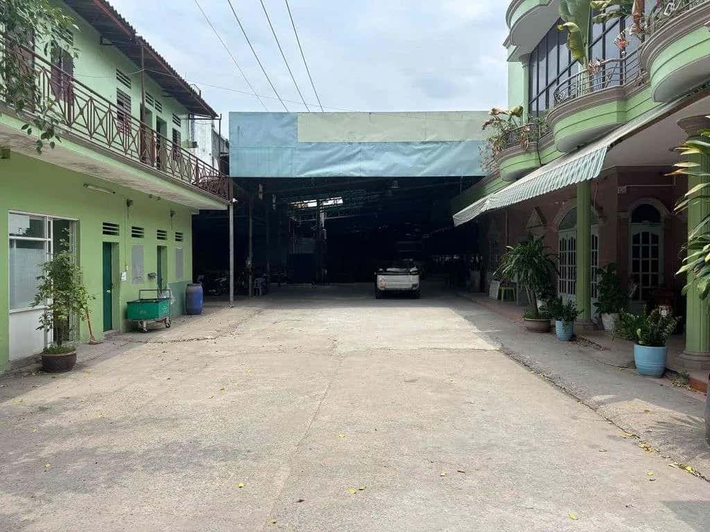 Cho thuê kho, nhà xưởng Đường Đỗ Tấn Phong Thành phố Dĩ An, TP.HCM – giá 100 triệu