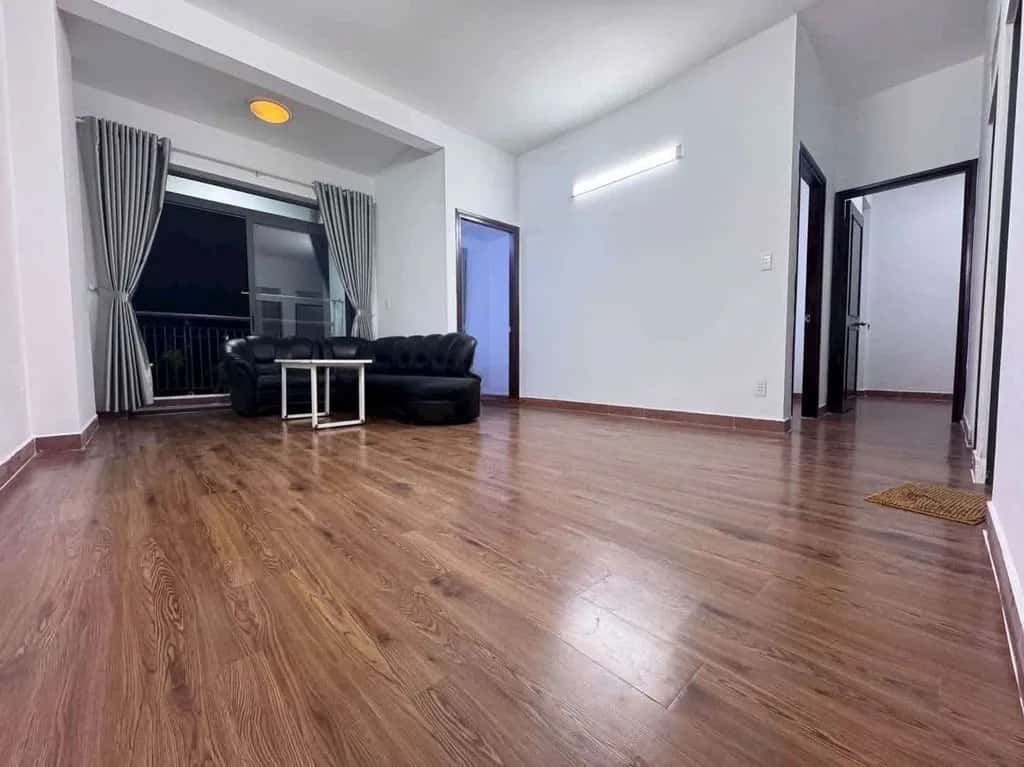 Cho thuê nhà mặt tiền Đường Võ Thành Trang Quận Tân Bình, TP.HCM – 4 phòng ngủ, giá 18 triệu