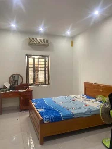 Cho thuê nhà hẻm Tông Đản Hoàn Kiếm, Hà Nội – 2 phòng ngủ, giá 18 triệu