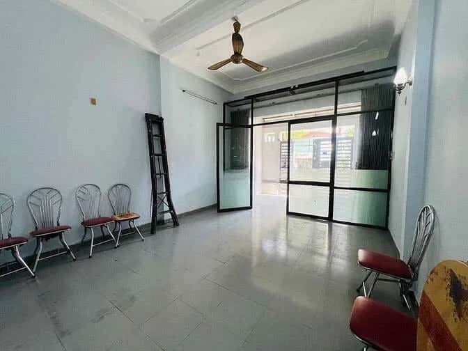 Cho thuê nhà mặt tiền Trưng Nữ Vương Hòa Cường, Đà Nẵng – 3 phòng ngủ, giá 15 triệu