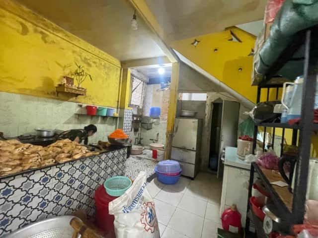 Cho thuê nhà mặt tiền Chợ Cồn Hải Châu, Đà Nẵng – 2 phòng ngủ, giá 28 triệu Cho thuê nhà mặt tiền Chợ Cồn Hải Châu, Đà Nẵng – 2 phòng ngủ, giá 28 triệu