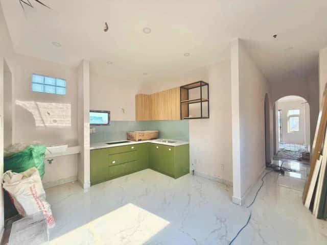 Cho thuê căn hộ dịch vụ Đường Ung Văn Khiêm Quận Bình Thạnh, TP.HCM – 2 phòng ngủ, giá 7 triệu