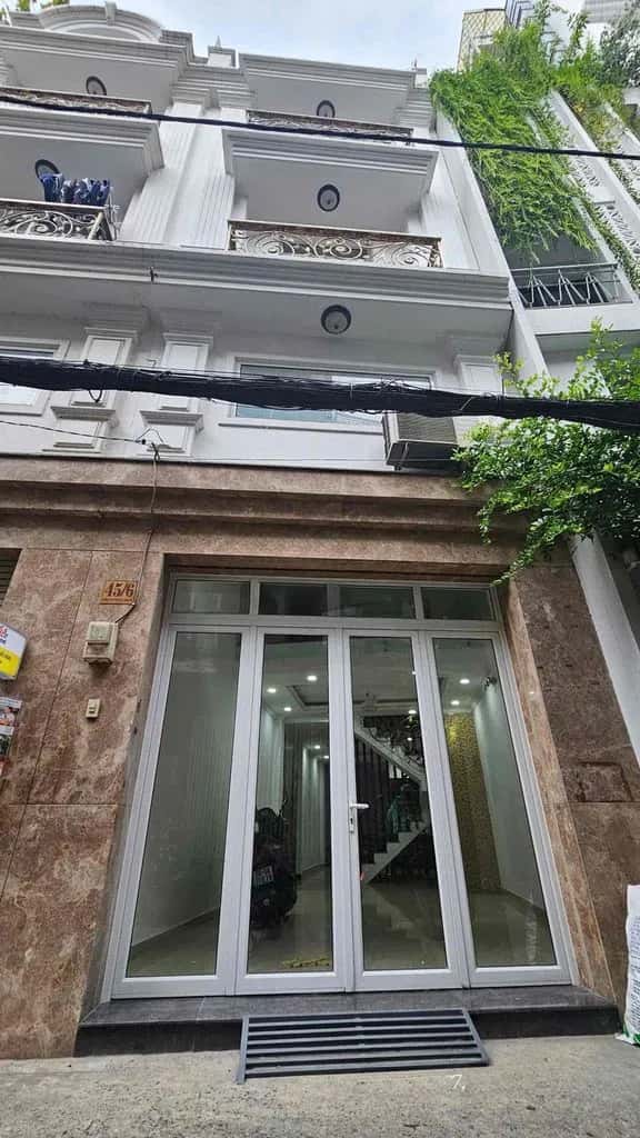 Cho thuê nhà hẻm Đường 3 Tháng 2 Quận 10, TP.HCM – 5 phòng ngủ, giá 35 triệu