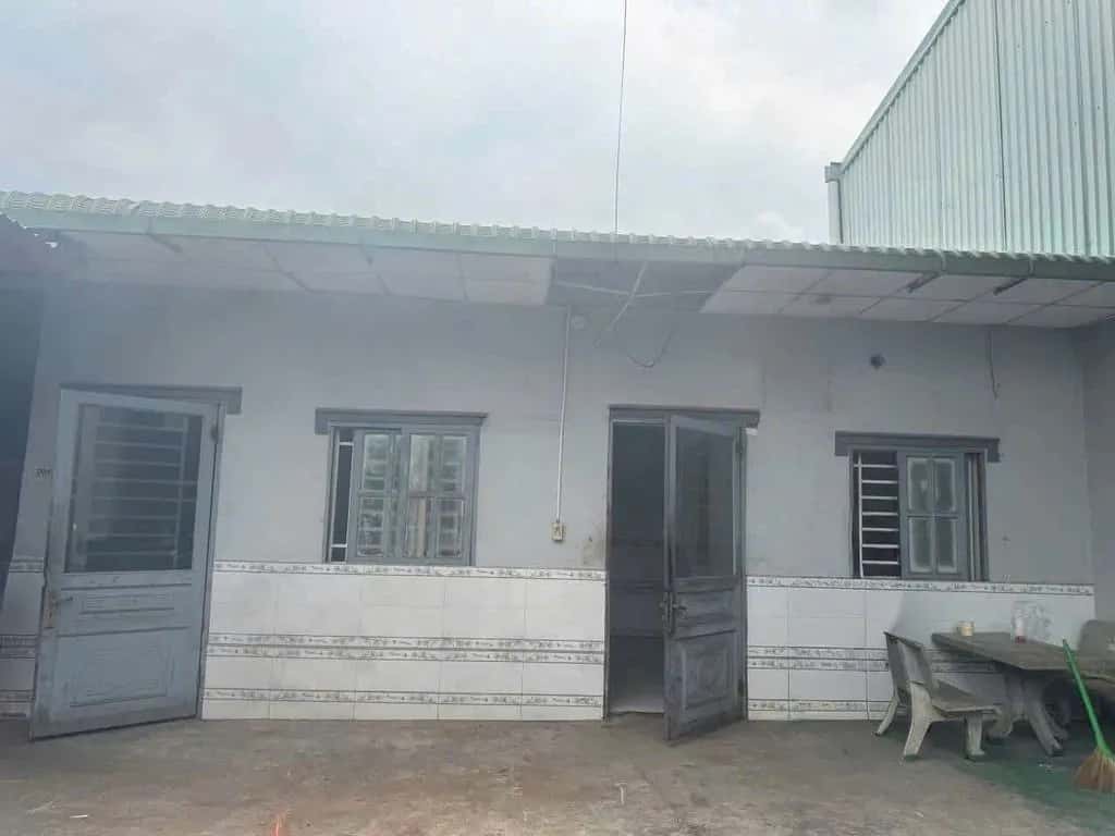 Cho thuê nhà mặt tiền Lê Quang Định Thị xã Tân Uyên, Ho Chi Minh – giá 35 triệu