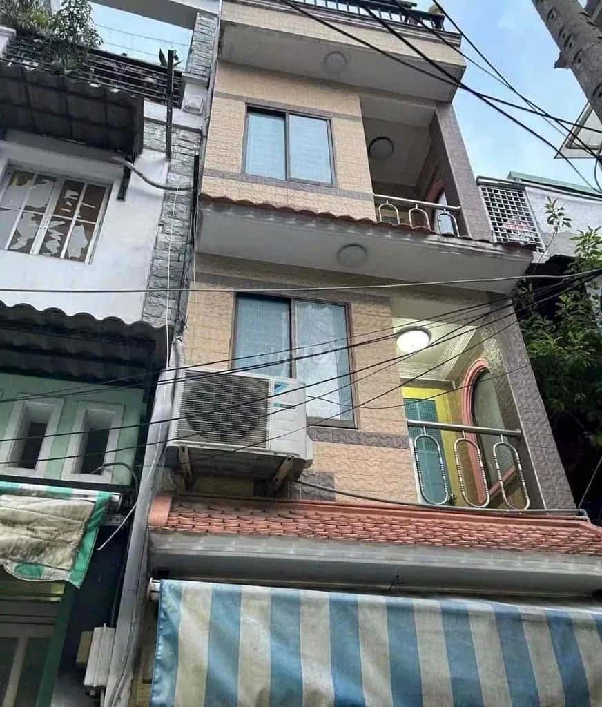 Cho thuê nhà hẻm Đường Lê Hồng Phong Quận 10, TP.HCM – 4 phòng ngủ, giá 13 triệu