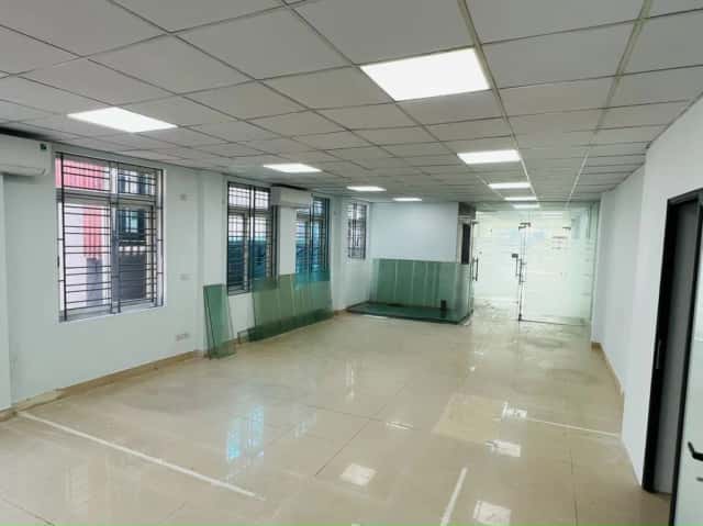 Cho thuê văn phòng đỗ quang Yen Hoa, Ha Noi – giá 17 triệu Cho thuê văn phòng đỗ quang Yen Hoa, Ha Noi – giá 17 triệu